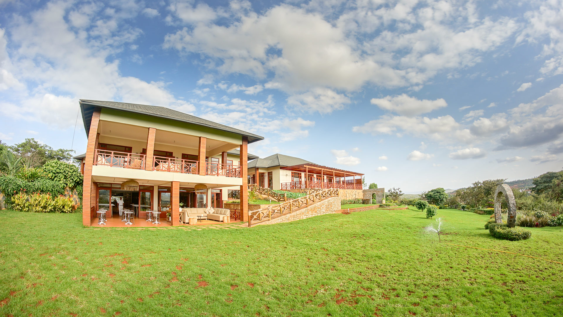 01TNAL-IM0001-acacia-farm-lodge